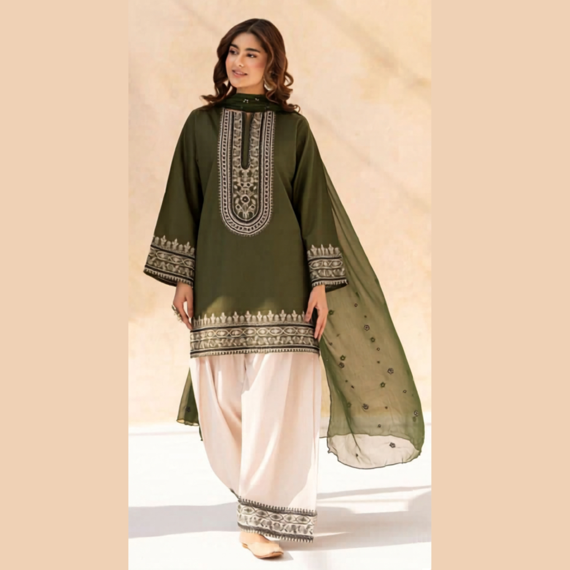 Lazuli Embroidered Lawn 3PC Suit