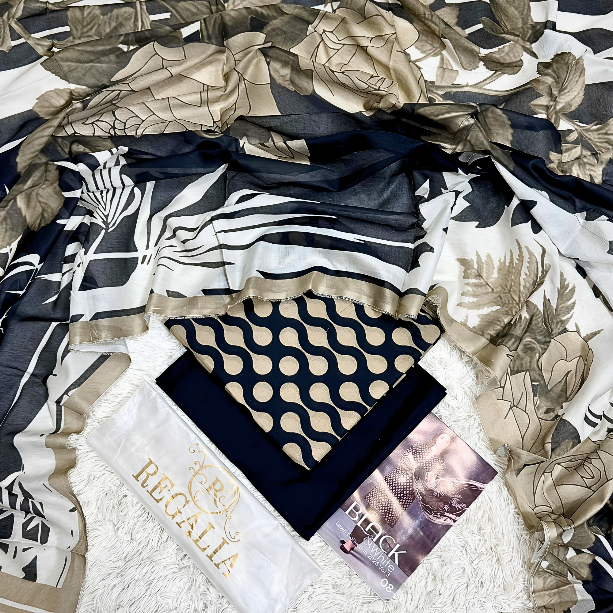 Regalia Black & White Series 2026 – Original Printed Lawn 3PC Suit