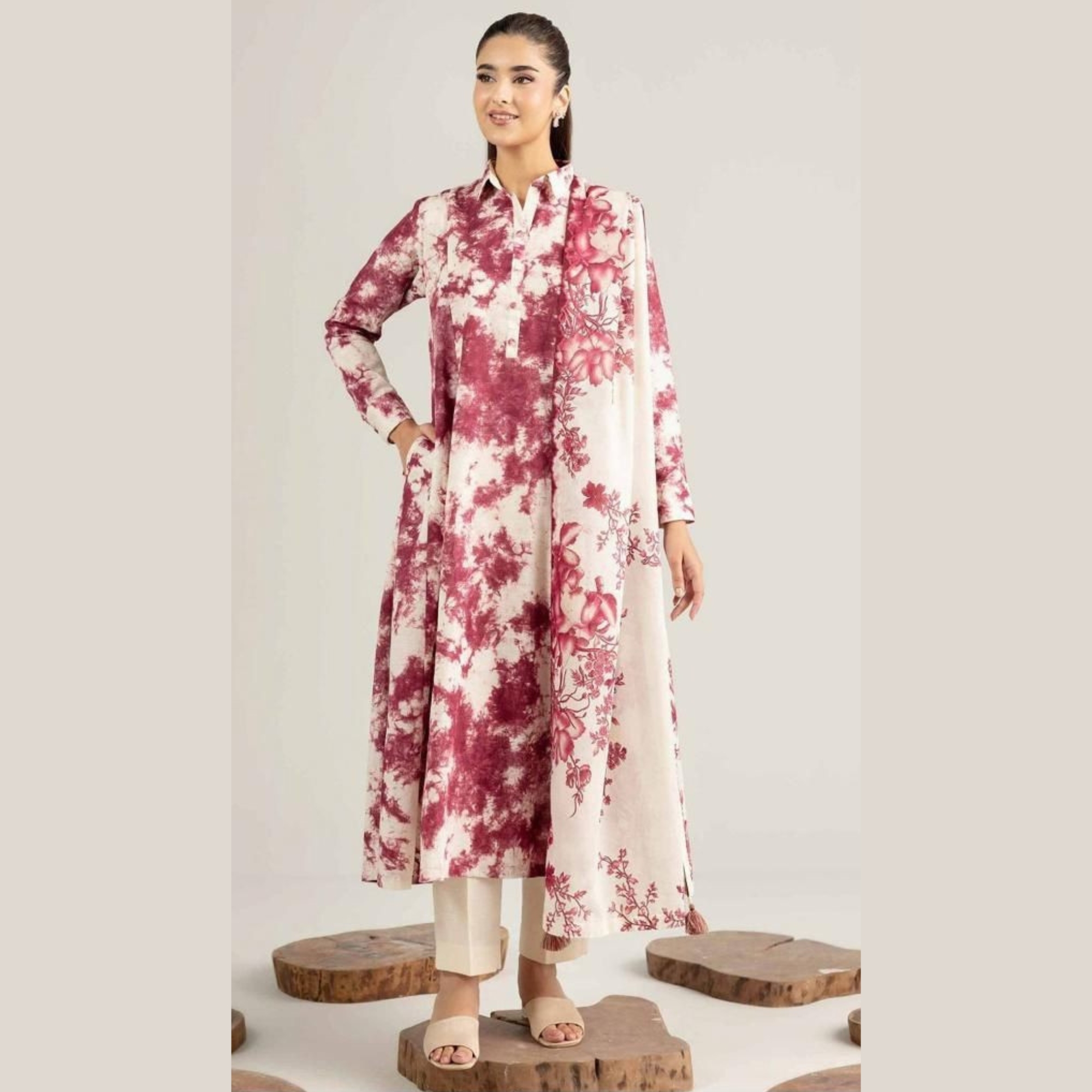 Nishat Printed Tana Dora Lawn 3 Piece Suit
