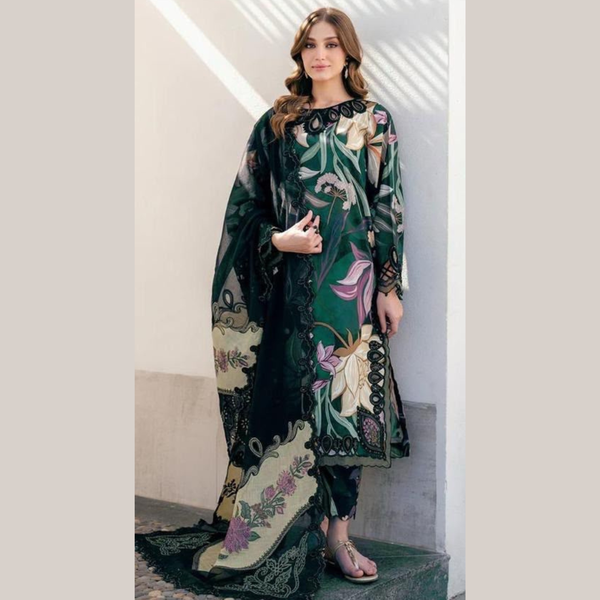Baroque Inspired Print Lawn 3 Piece