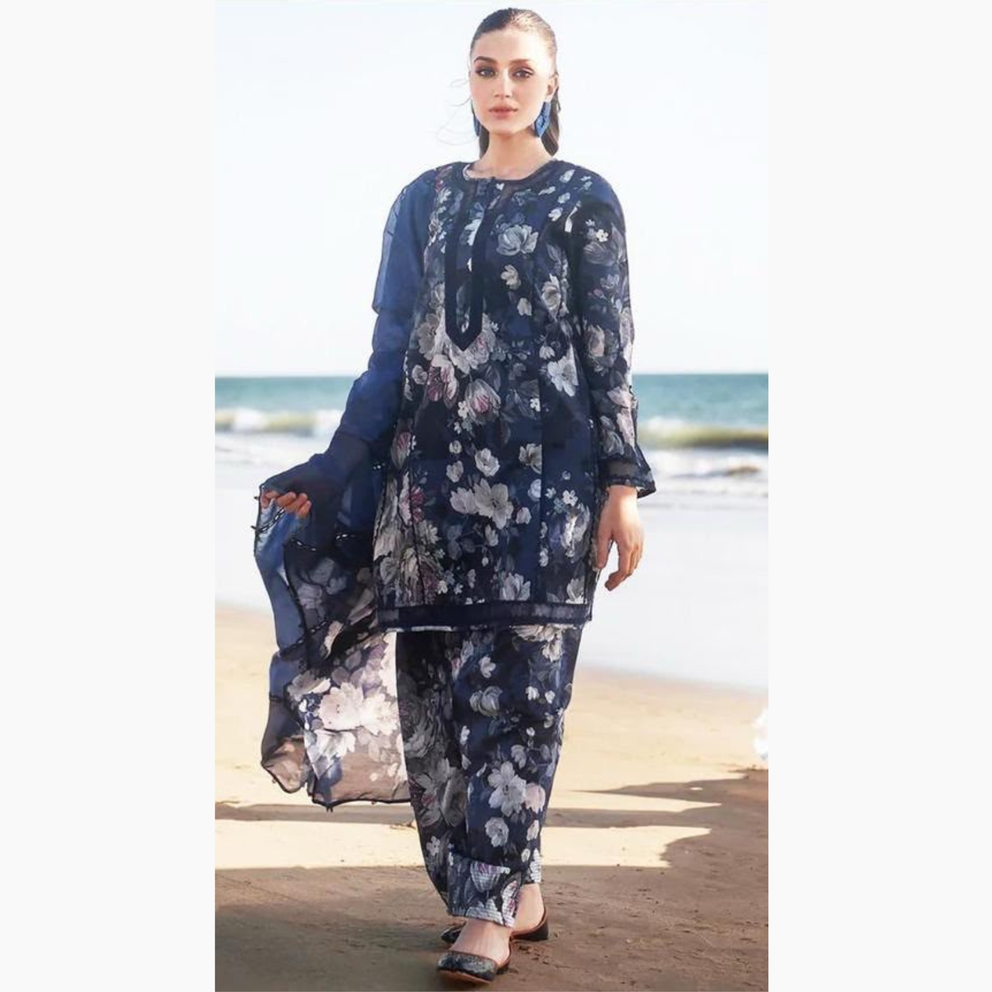 Baroque Inspired Print Lawn 3 Piece
