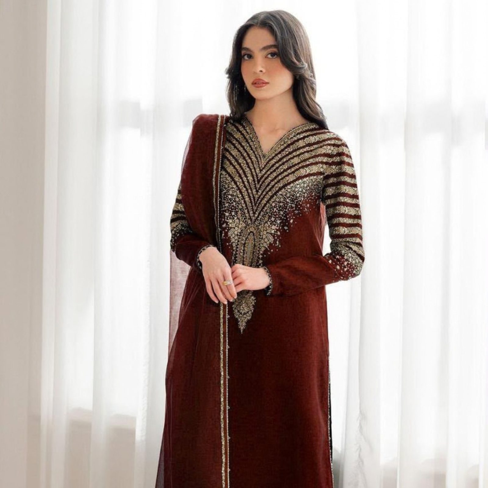 Jazmin Inspired Dahnk 3PC Suit
